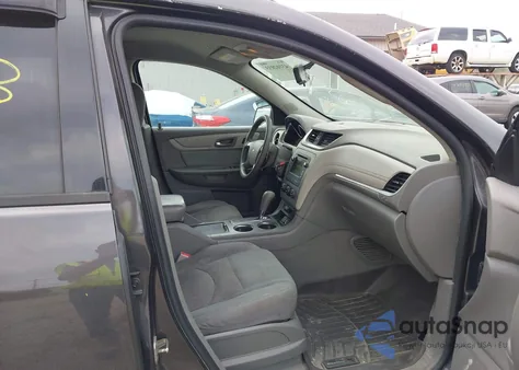 2016 Chevrolet Traverse Ls z USA, uszkodzony, nr VIN 1GNKRFED1GJ286594